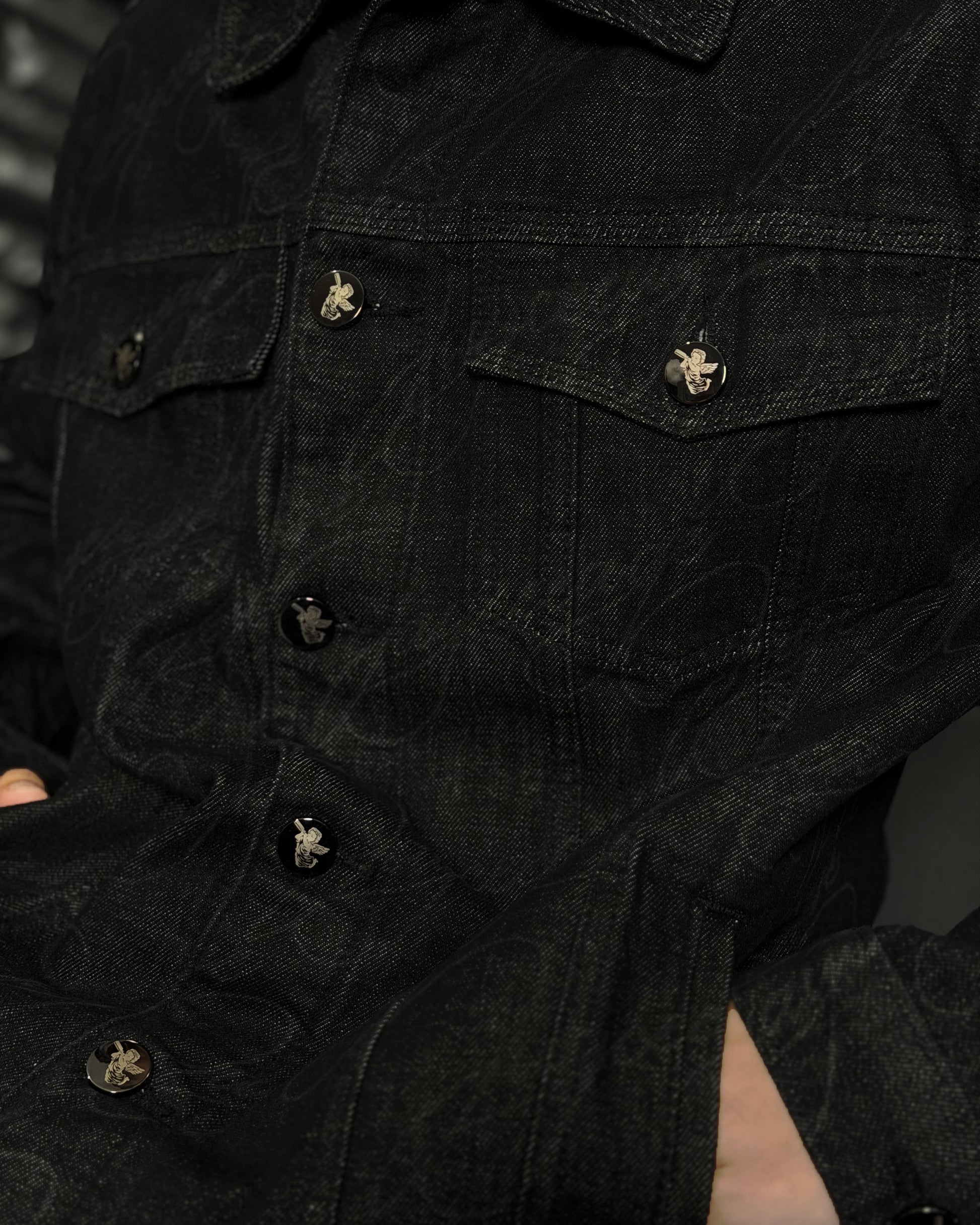DENIM JACKET