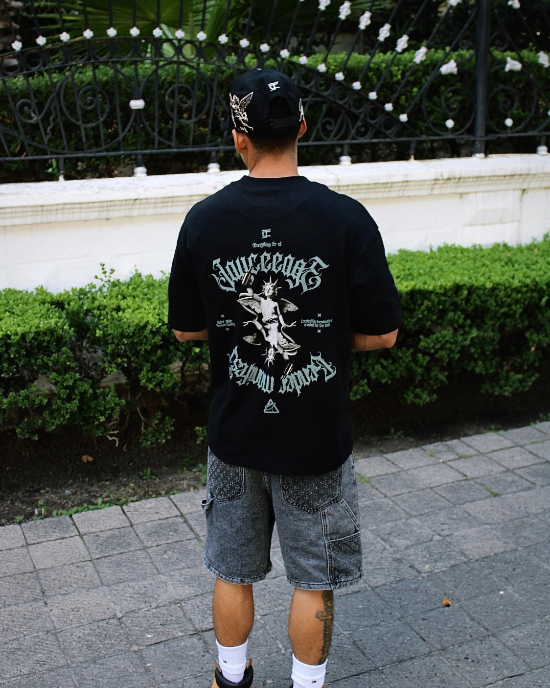 GENERO TEE