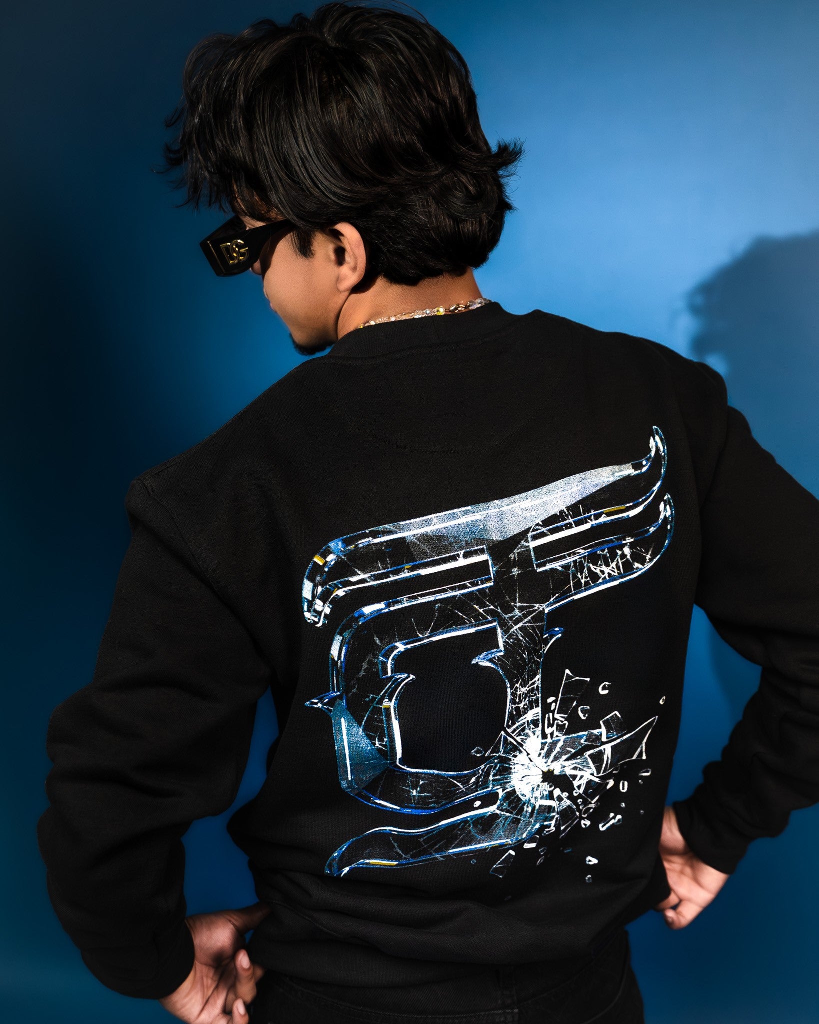 JC BROKEN CREWNECK