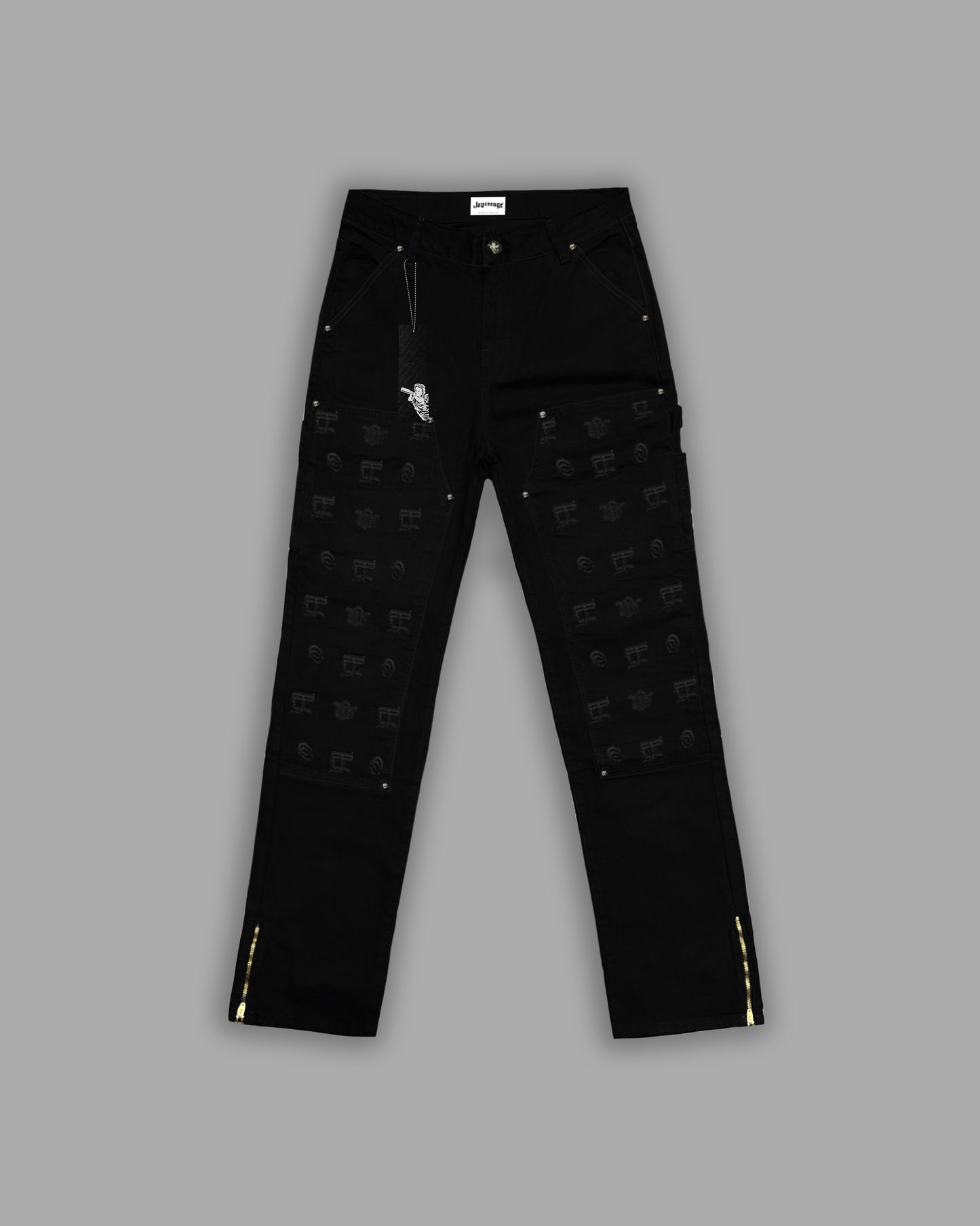 TOTAL BLACK CARPENTER