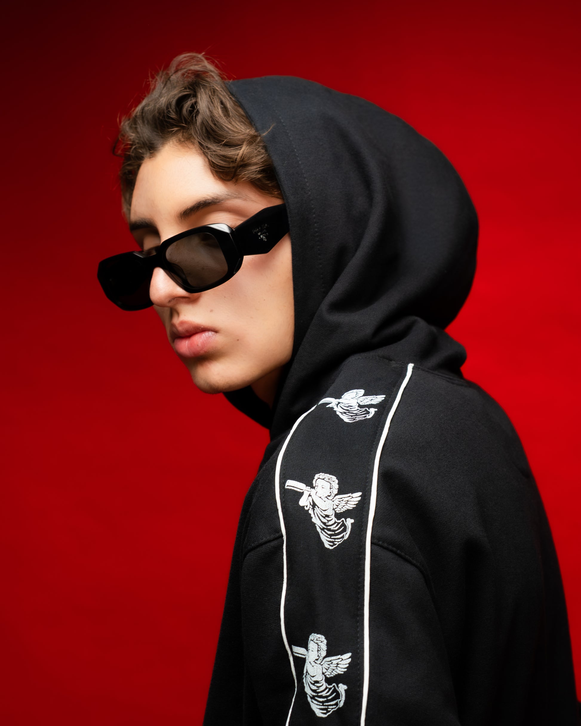 WHITE LINES HOODIE