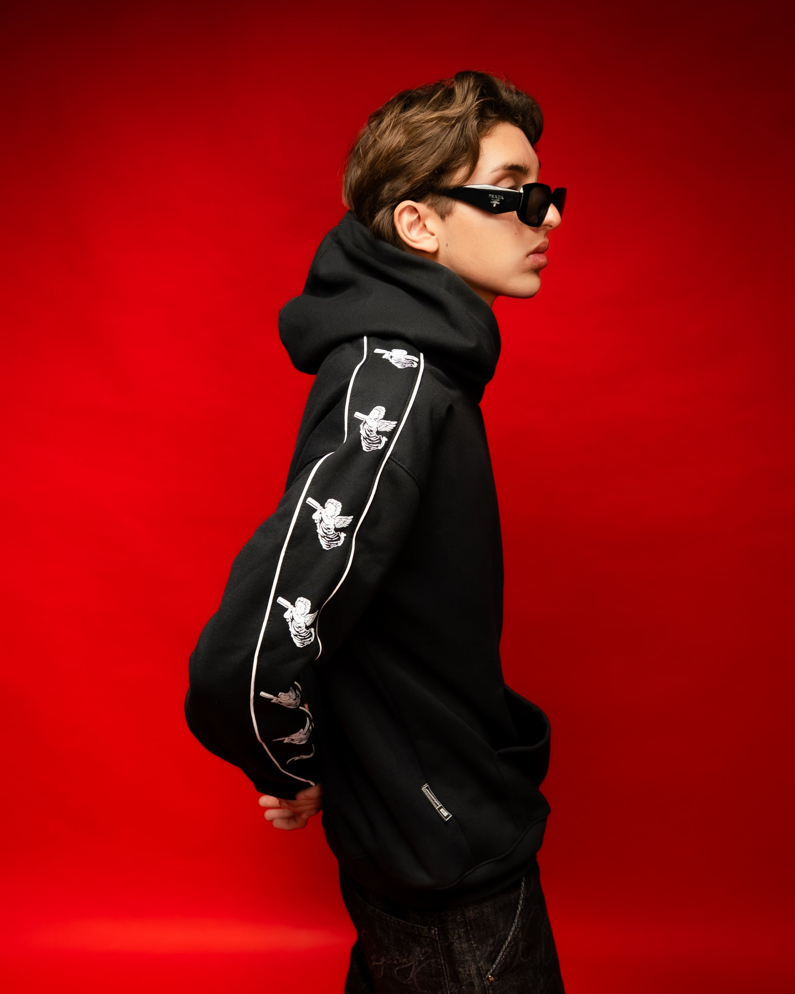 WHITE LINES HOODIE