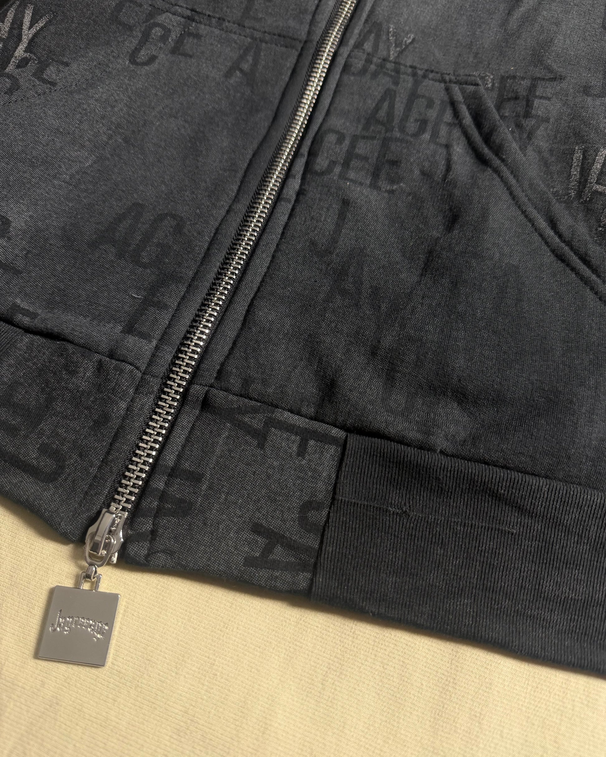 TYPE DOUBLE ZIP HOODIE (SALDOS)