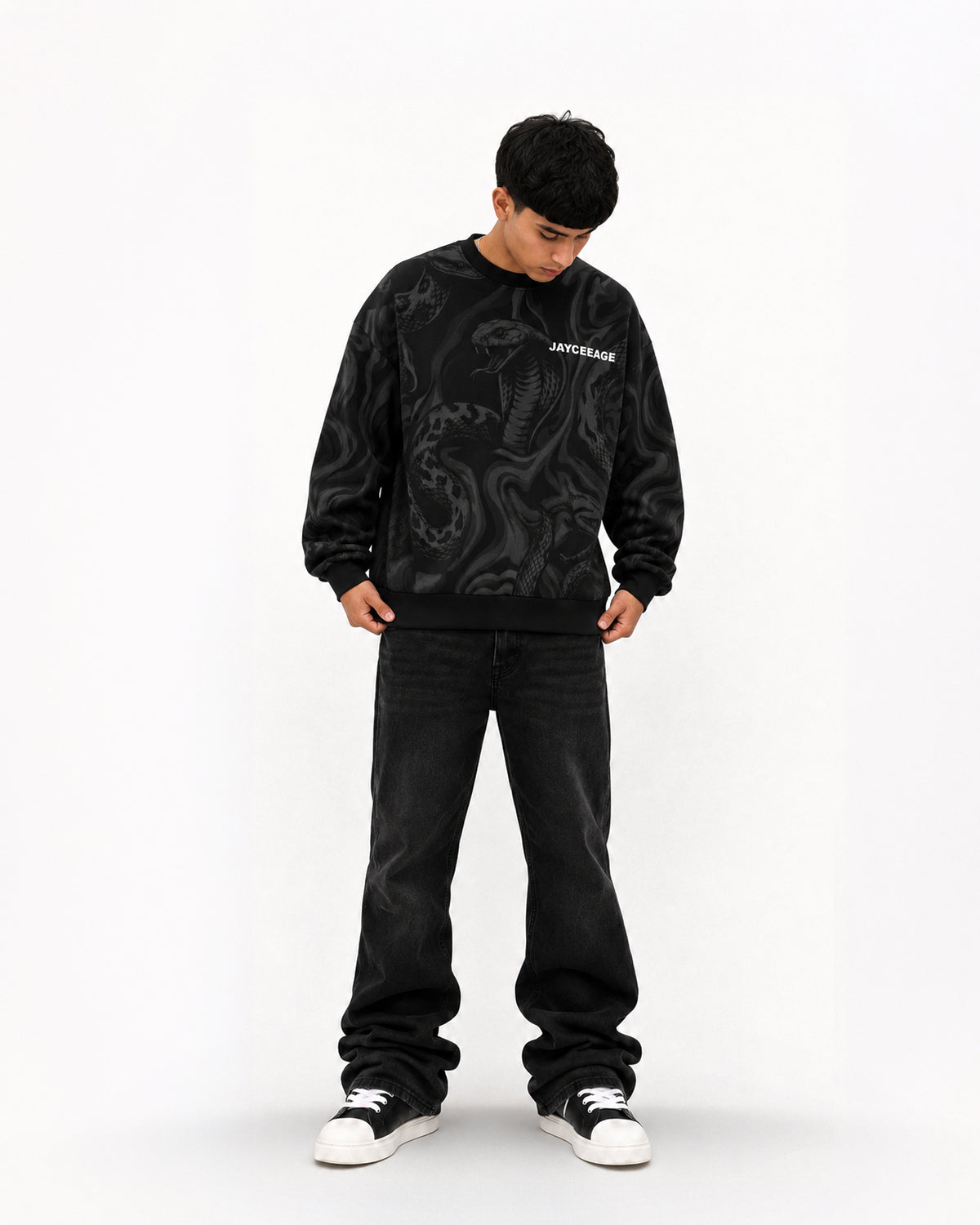 SNAKE CREWNECK