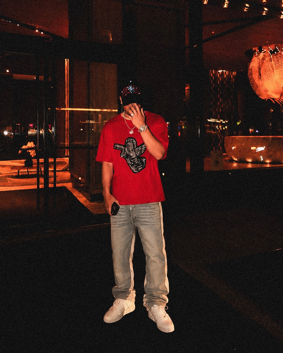 CRYSTAL RED TEE