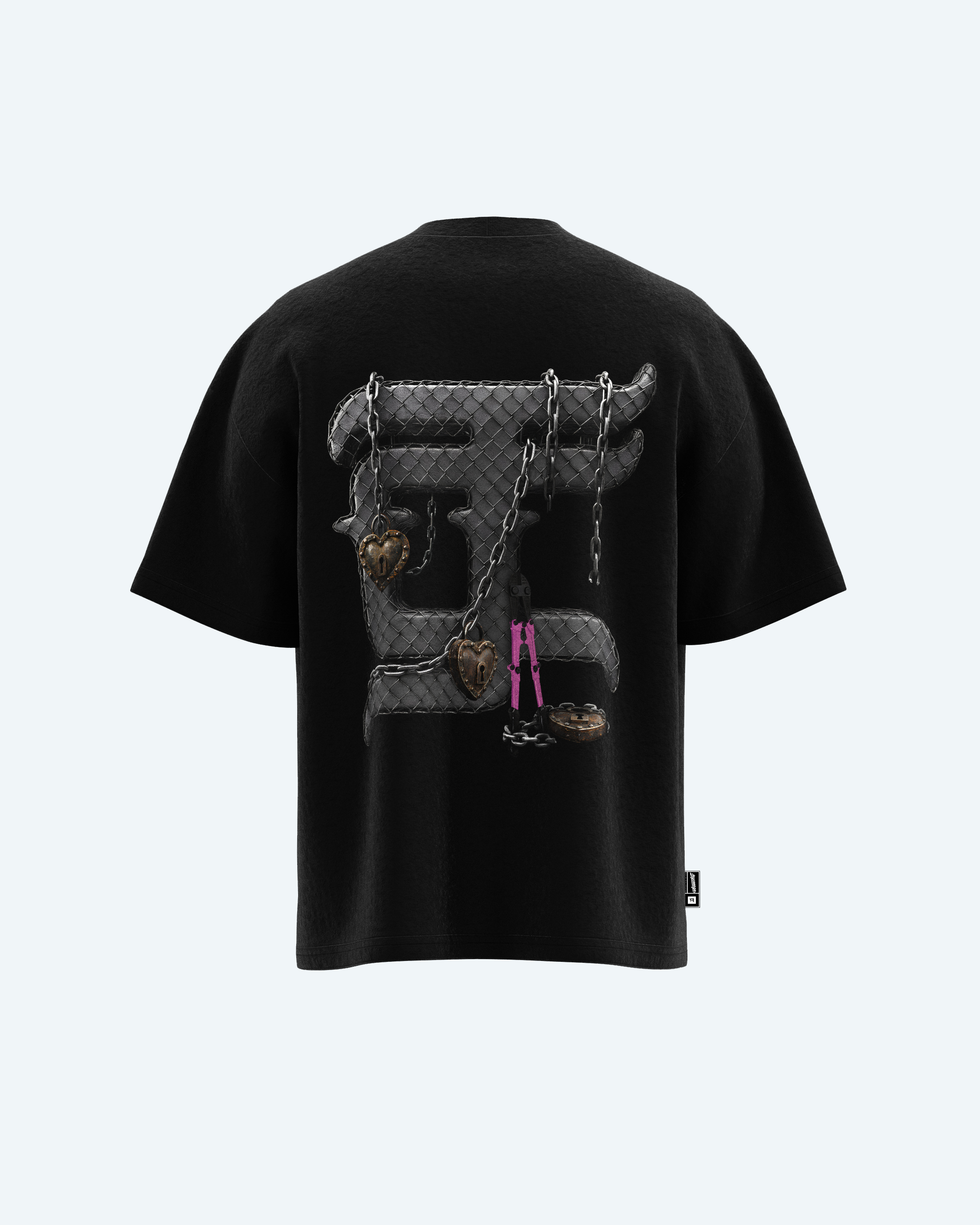 LOCKED HEART TEE