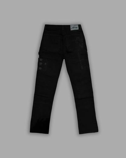 TOTAL BLACK CARPENTER