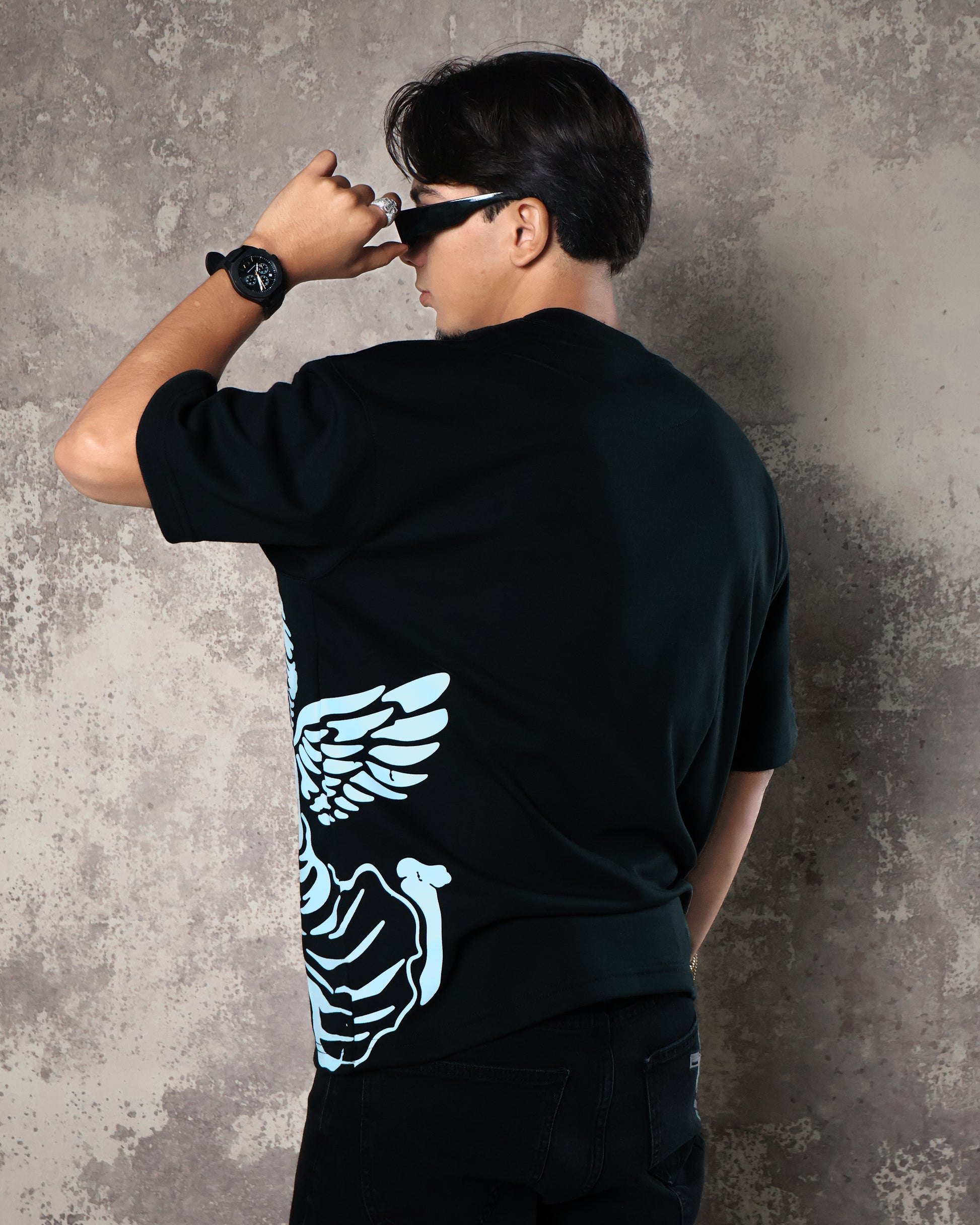 ANGEL BLACK TEE
